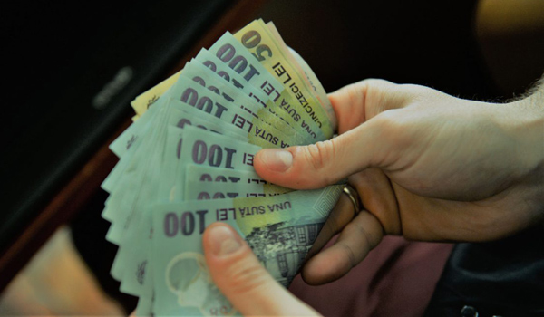A fost amendat cu 5000 de lei pentru că nu a respectat măsurile de izolare