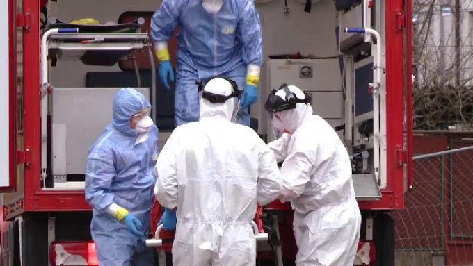 Câmpulungeancă transportată cu izoleta de la muncă la spital!