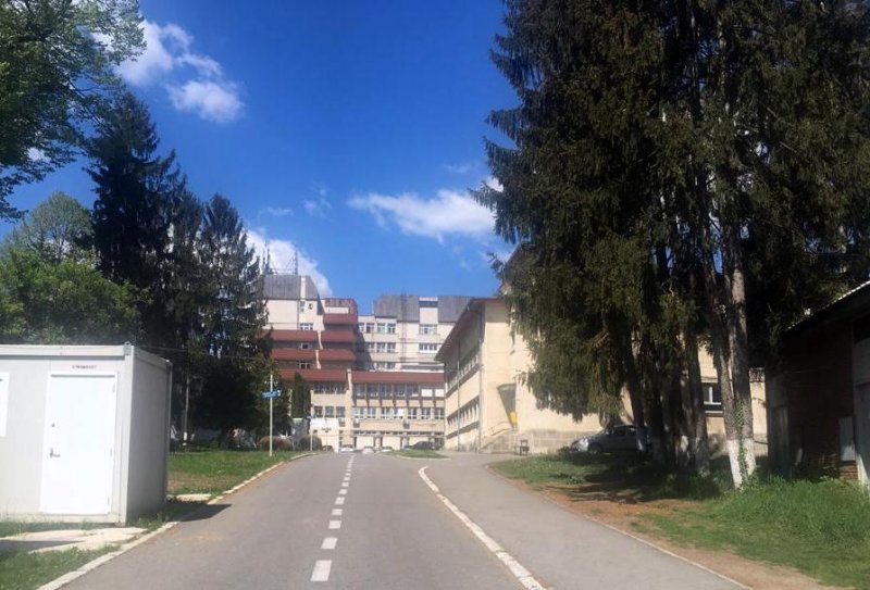CÂMPULUNG: 7 suspecți și 18 confirmați pozitiv cu Covid 19