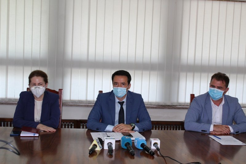 Încă un aparat de testare tip Real Time PCR va funcționa în Argeș pe lângă cele 3 de la stat și 6 de la privat