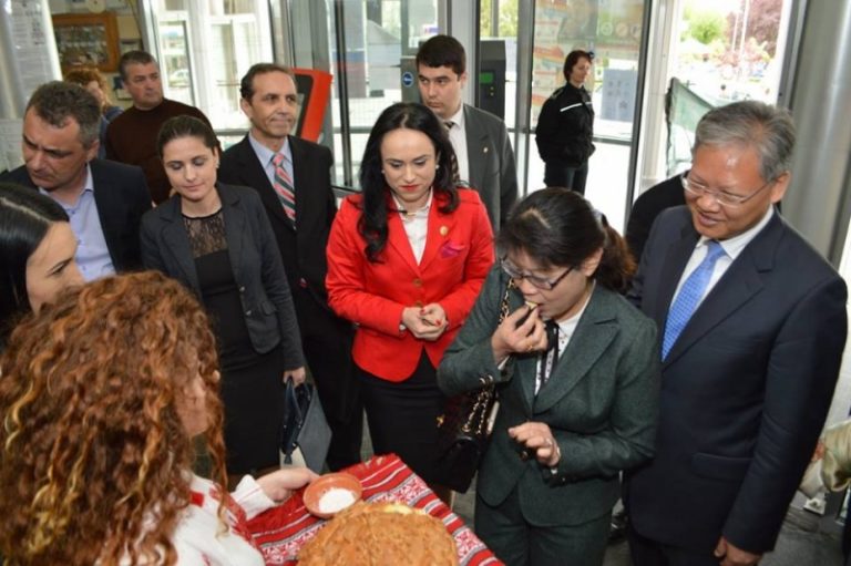 Iată de ce au venit chinezii la Mioveni! Vor să facă investiţii!