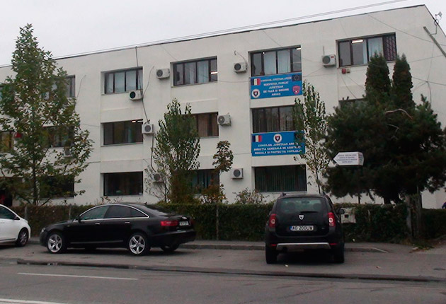 DGASPC Argeş caută asistenţi medicali şi infirmieră