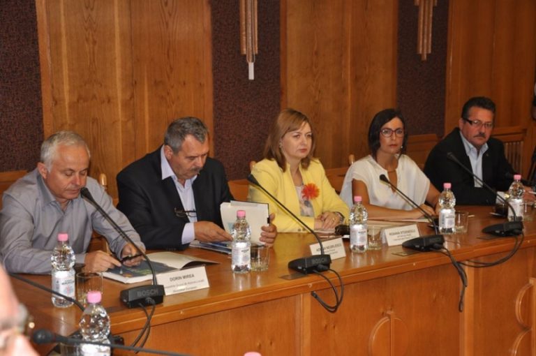 Chinezii interesaţi de pârtia de schi de la Măţău, zona cu cel mai înalt deal din România Chinezii interesaţi de pârtia de schi de la Măţău, zona cu cel mai înalt deal din România