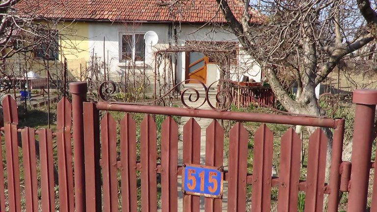 Un asistent maternal s-a ales cu dosar penal, după ce şi-a maltratat copiii luaţi în plasament!