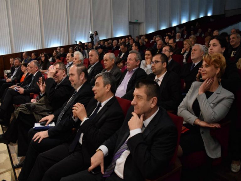Liberalii au participat în număr mare la evenimentul lui Emil Hurezeanu