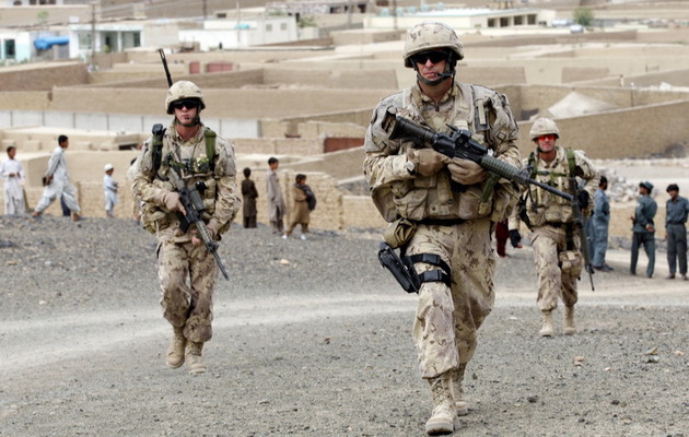 Cei cinci câmpulungeni s-au întors teferi, după şase luni din misiunea din Afganistan