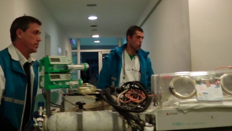 Şansă la viaţă pentru un nou-născut!