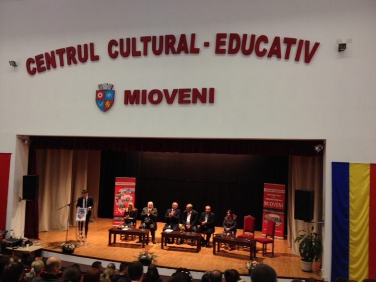 Astăzi la Mioveni a avut loc deschiderea oficială a cursurilor de master Astăzi la Mioveni a avut loc deschiderea oficială a cursurilor de master
