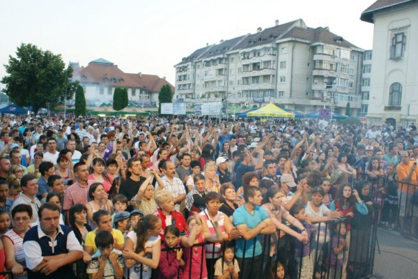 O firmă din Târgoviște distrează câmpulungenii!