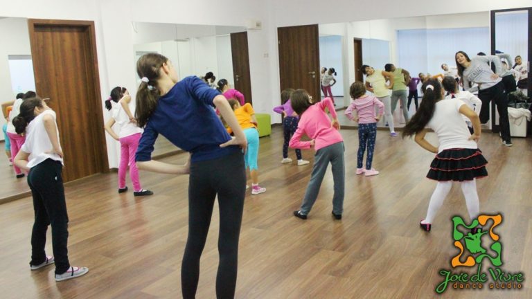 Cursuri Dans pentru Copiii Instituționalizați