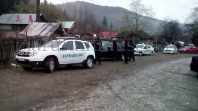 ULTIMĂ ORĂ! Percheziţii la Rucăr, Bughea de Sus şi Albeştii de Muscel!