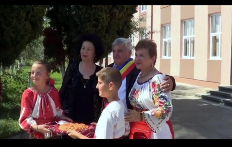 VIDEO: Imnul ,,Omenia”, ultima cântare a Ionelei Prodan în Muscel…