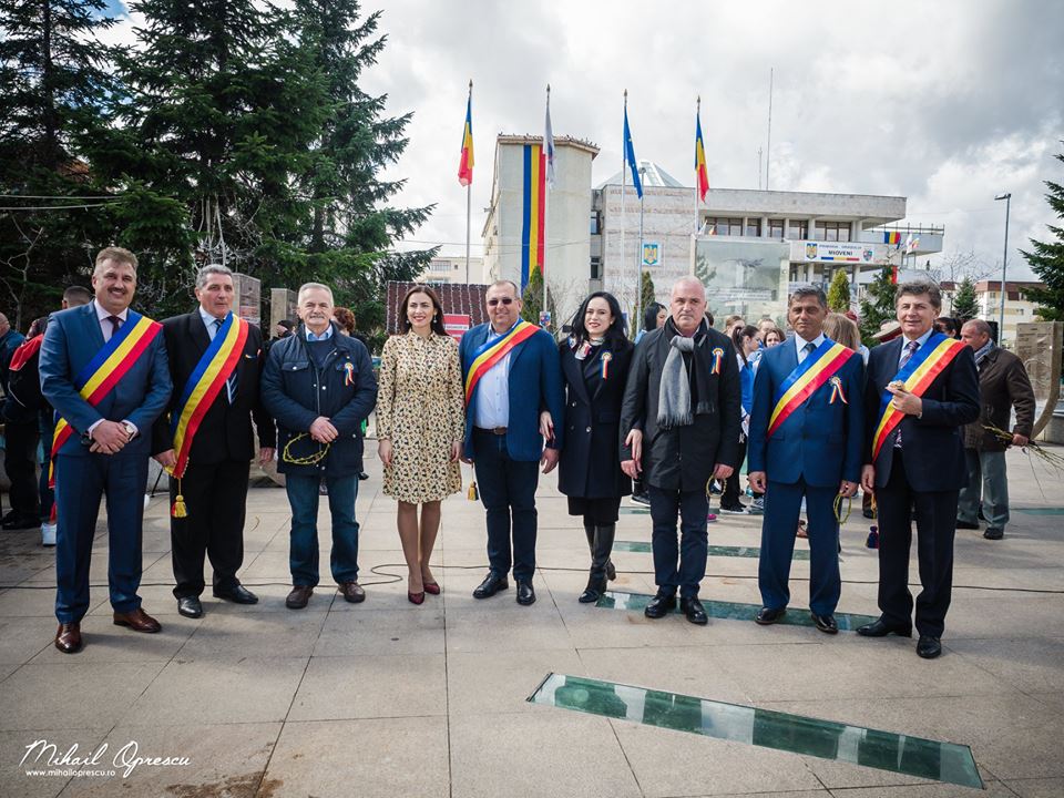 Gabriela Zoană, prima apariţie publică în Argeş!
