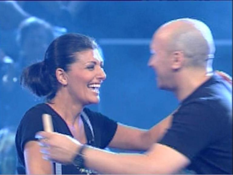 VIDEO: Incredibil cum cântă Gina Pavel alături de fratele său!