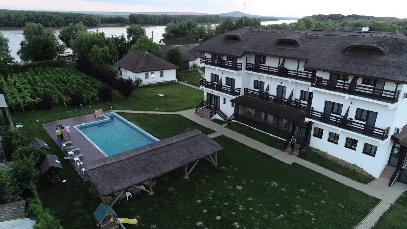Hai în Deltă, hai cu….