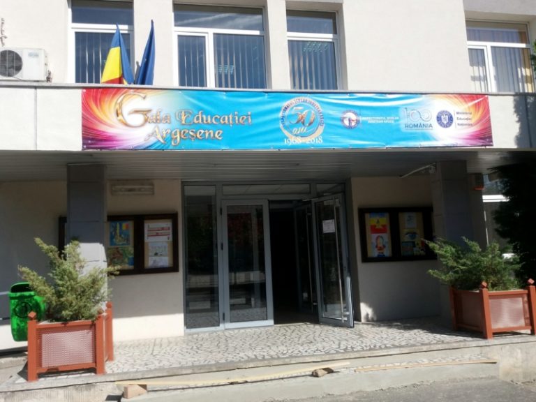 Semicentenar ISJ Argeș! 16 inspectori generali, 10 în viață! Semicentenar ISJ Argeș! 16 inspectori generali, 10 în viață!