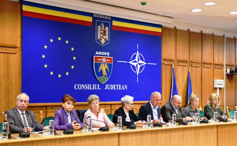 Mai multe personalități din lumea medicală vin în Argeș