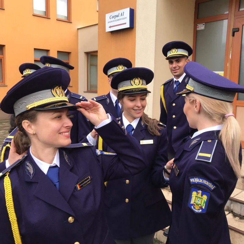 Încă 20 de agenţi s-au alăturat poliţiştilor de la imigrări!