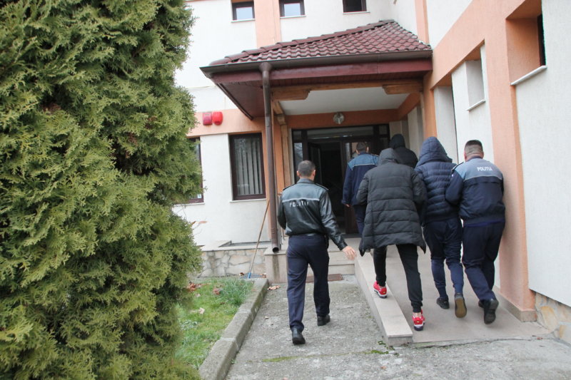 După o bătaie, cercetaţi sub control judiciar!