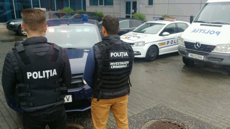 Musceleni reținuți după ce au furat animale și păsări din gospodării