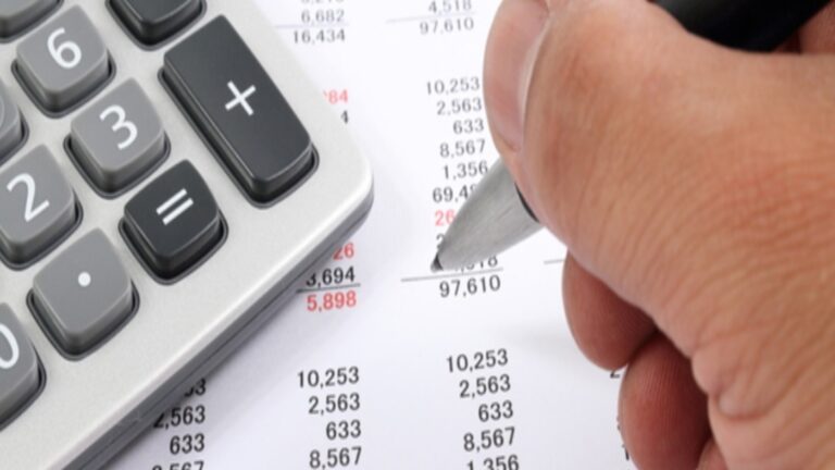 DEZASTRU. Impozitare cu 50% pentru anumiți români DEZASTRU. Impozitare cu 50% pentru anumiți români