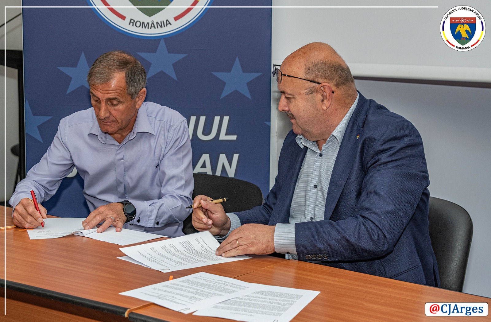 Argeșul pe primul loc. Microbuze electrice pentru 25 de localități din județ!