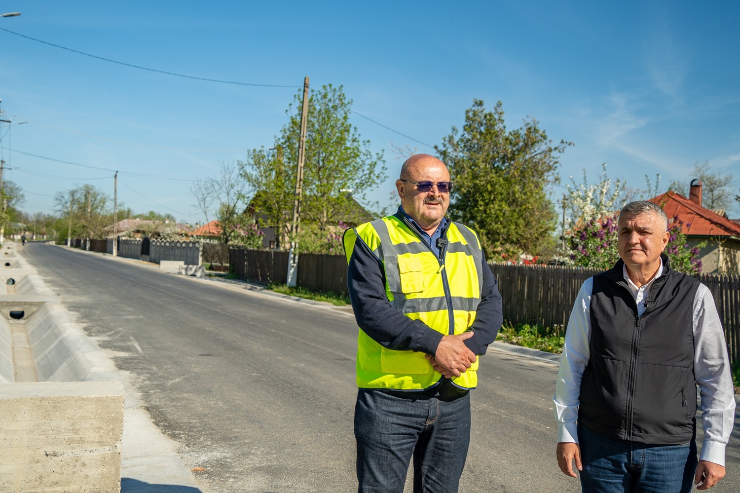 Argeș. Drum comunal modernizat pe programul guvernamental Anghel Saligny!