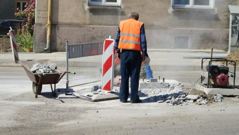 Drumarii din România au scos multe posturi vacante la bătaie. Ofertă șmecheră