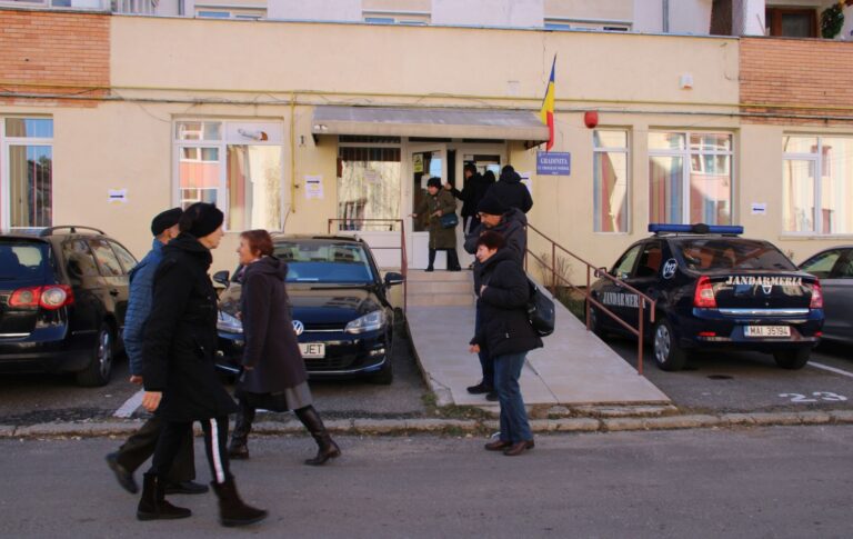 Alegeri prezidențiale. Câmpulungenii își decid soarta. Cifrele momentului sunt halucinante